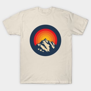 Mountains Nature Lovers Illustration T-Shirt